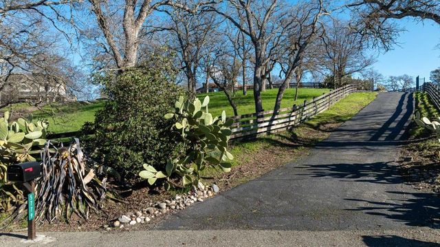 5779 Treosti Pl, Valley Springs, CA 95252