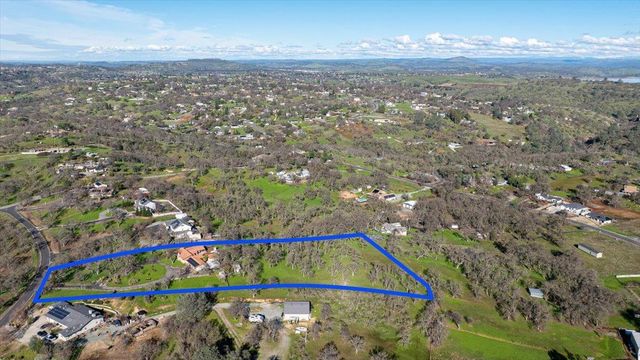 5779 Treosti Pl, Valley Springs, CA 95252