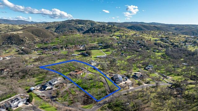 5779 Treosti Pl, Valley Springs, CA 95252