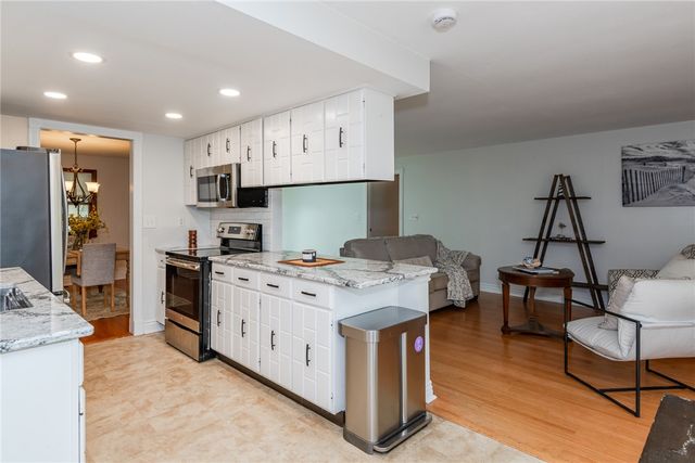 7805 Raintree Road, Washington Twp, OH 45459