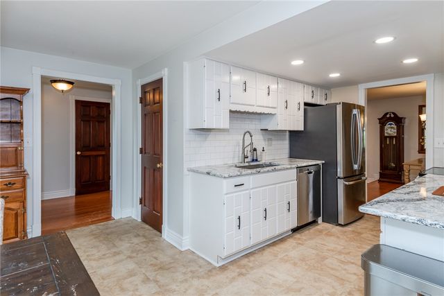 7805 Raintree Road, Washington Twp, OH 45459