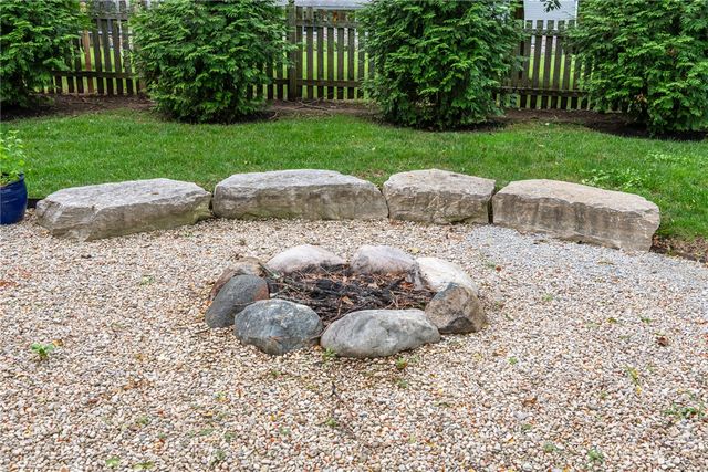 7805 Raintree Road, Washington Twp, OH 45459