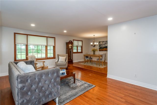 7805 Raintree Road, Washington Twp, OH 45459