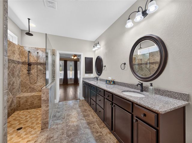 435 Davis Mountain CIR, Georgetown, TX 78633