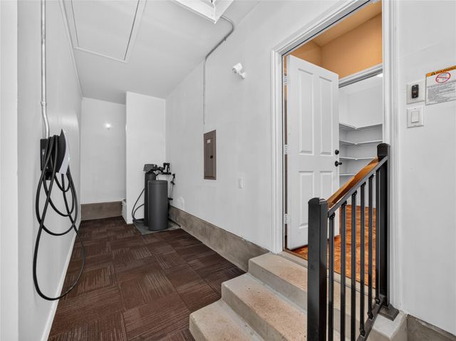 435 Davis Mountain CIR, Georgetown, TX 78633