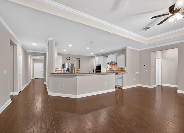 435 Davis Mountain CIR, Georgetown, TX 78633