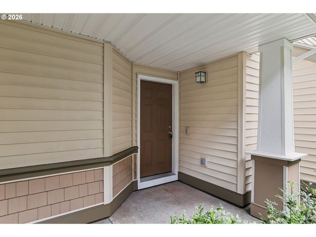 10769 Sw CANTERBURY Ln, Portland, OR 97224