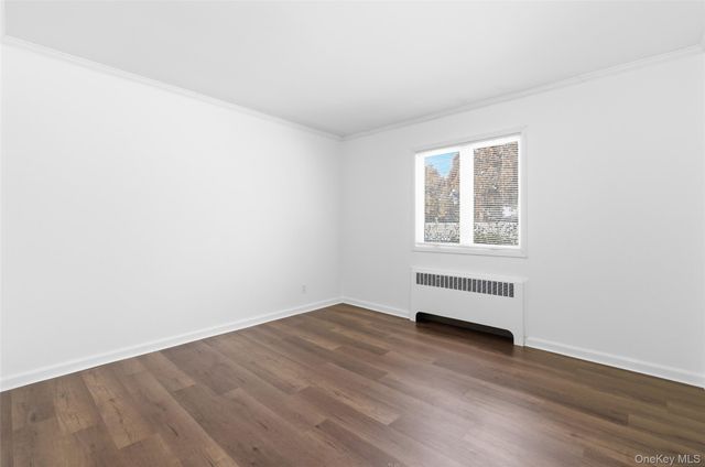 449 52nd Street, Lindenhurst, NY 11757