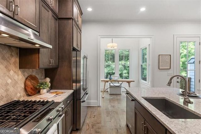 1233 Parkstead Lane, Alpharetta, GA 30004