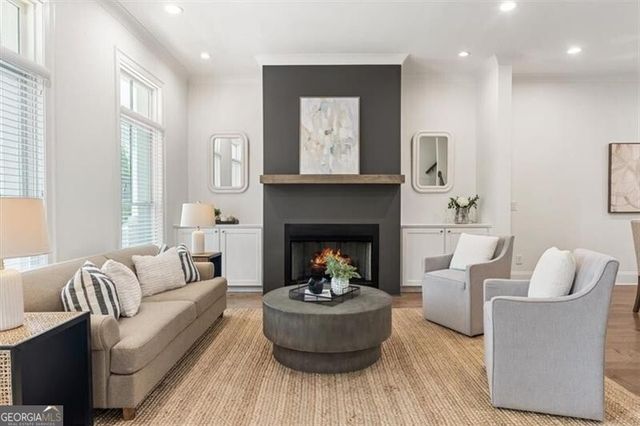 1233 Parkstead Lane, Alpharetta, GA 30004