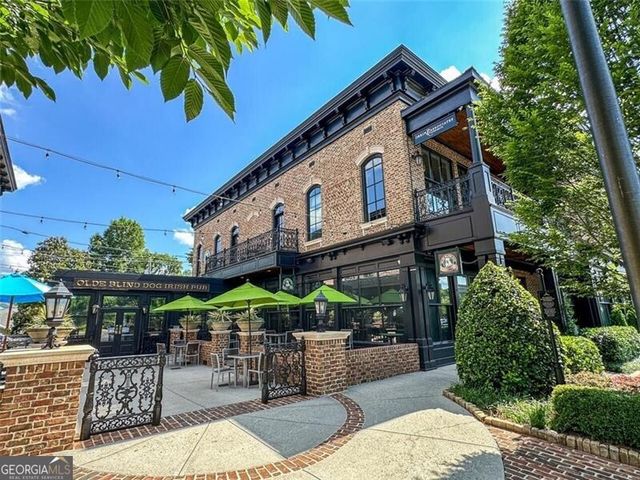 1233 Parkstead Lane, Alpharetta, GA 30004