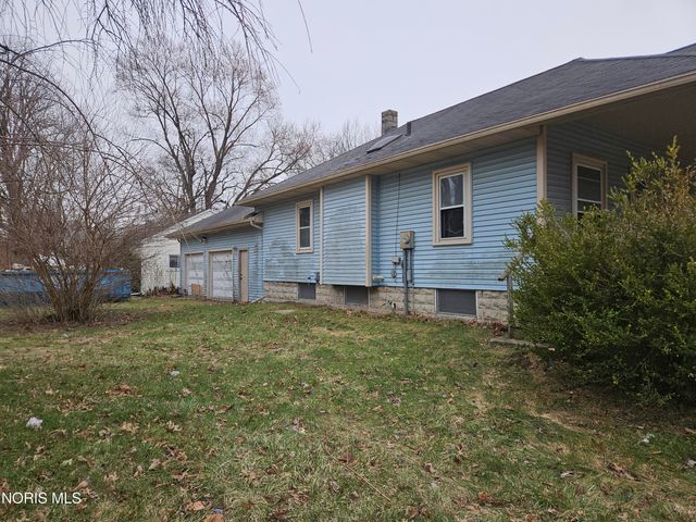 5887 Globe Avenue, Toledo, OH 43615