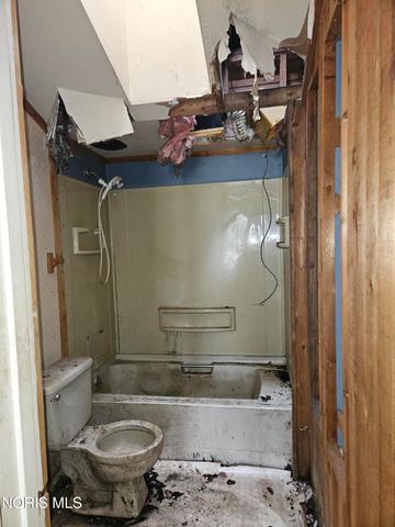 5887 Globe Avenue, Toledo, OH 43615