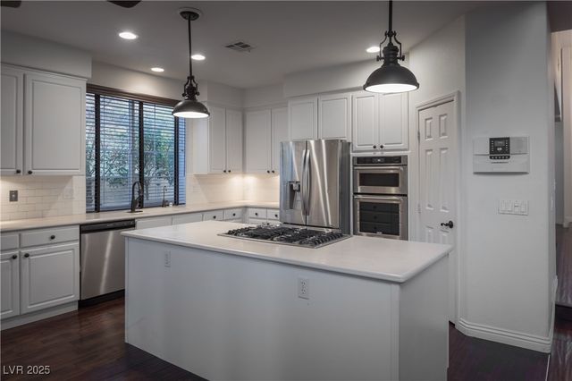 3896 Ruskin Street, Las Vegas, NV 89147