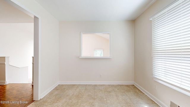 3806 Napanee Rd, Louisville, KY 40207