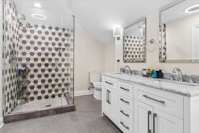1714 Auburn Avenue, Naperville, IL 60565