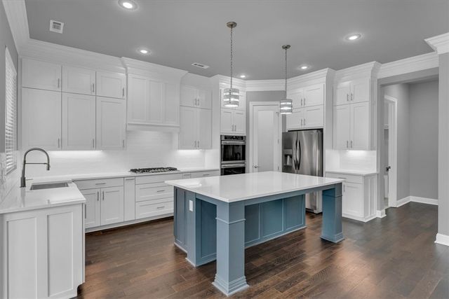 107 Torrance Drive, Cave Springs, AR 72718