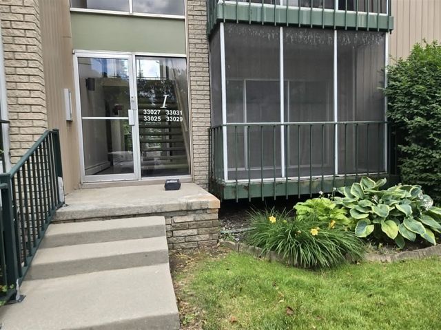33027 Fargo Street, Livonia, MI 48152