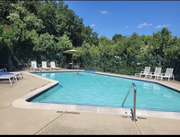 33027 Fargo Street, Livonia, MI 48152