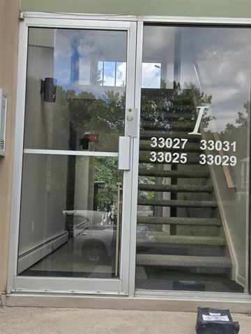 33027 Fargo Street, Livonia, MI 48152