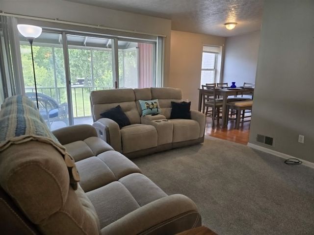 33027 Fargo Street, Livonia, MI 48152