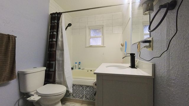 1657 Private Road 2970, Mountain View, MO 65548