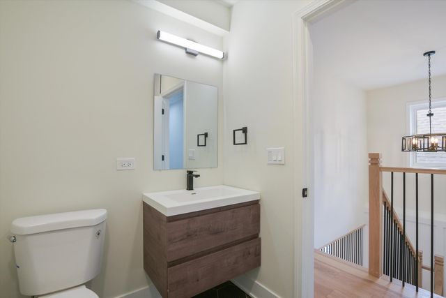 5141 W Dakin Street, Chicago, IL 60641