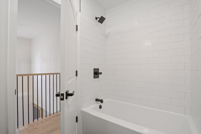 5141 W Dakin Street, Chicago, IL 60641