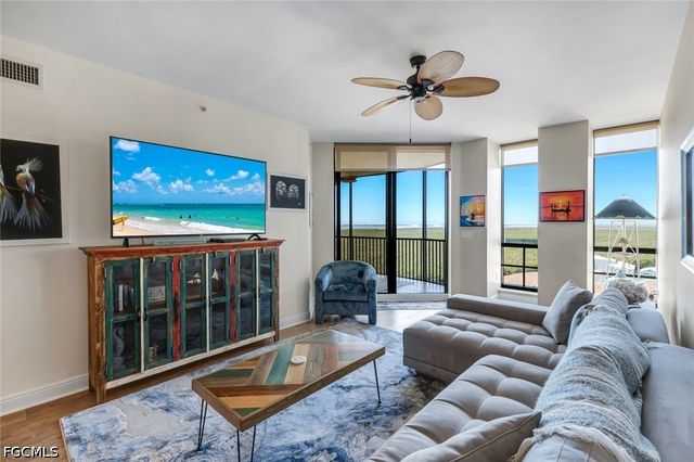 5781 Cape Harbour DR 1108, Cape Coral, FL 33914