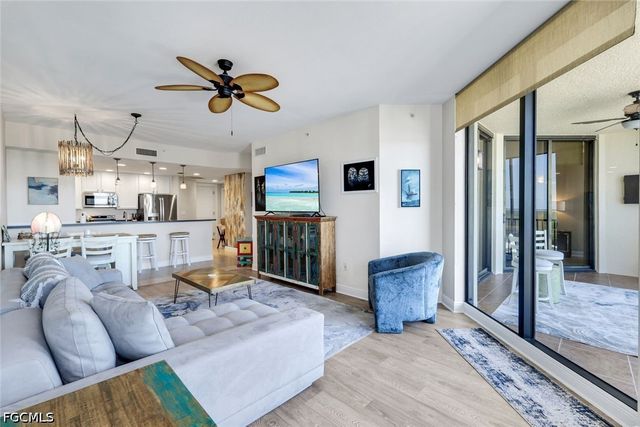 5781 Cape Harbour DR 1108, Cape Coral, FL 33914