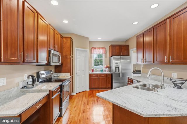 687 WOODLAND AVE, Winchester, VA 22601