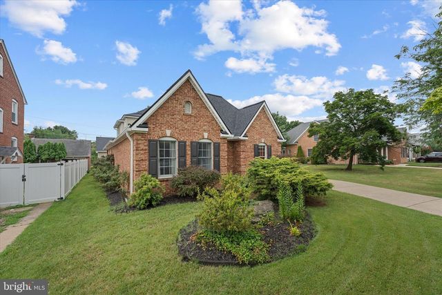 687 WOODLAND AVE, Winchester, VA 22601