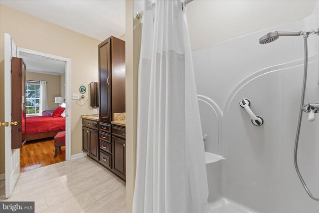 687 WOODLAND AVE, Winchester, VA 22601
