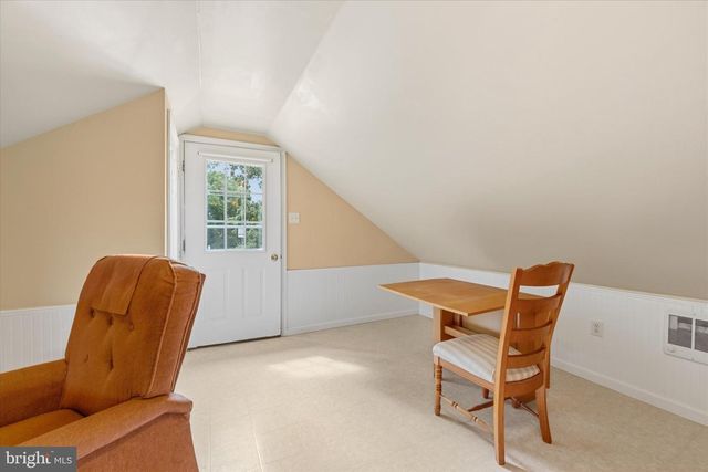 687 WOODLAND AVE, Winchester, VA 22601