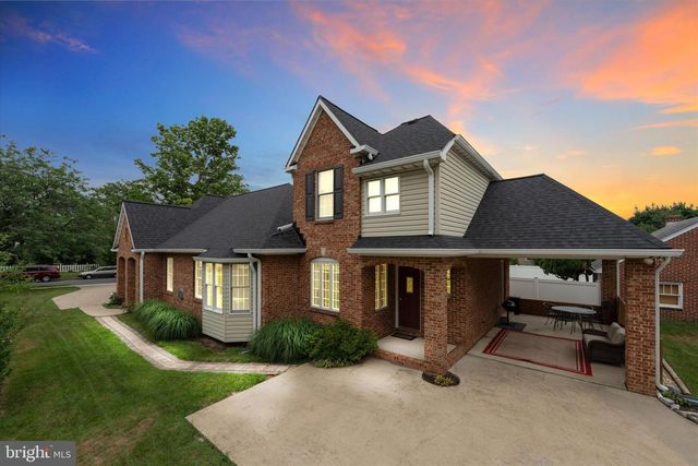 687 WOODLAND AVE, Winchester, VA 22601