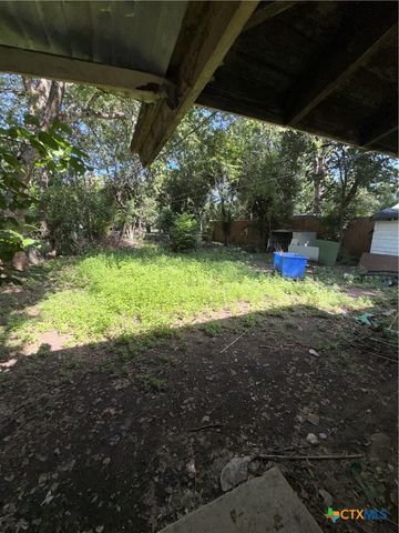 900 Haynes Street, San Marcos, TX 78666