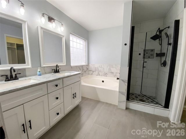 7508 Free Court, Charlotte, NC 28216