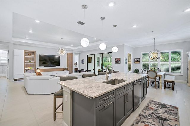 4940 SURFSIDE CIRCLE, Bradenton, FL 34211