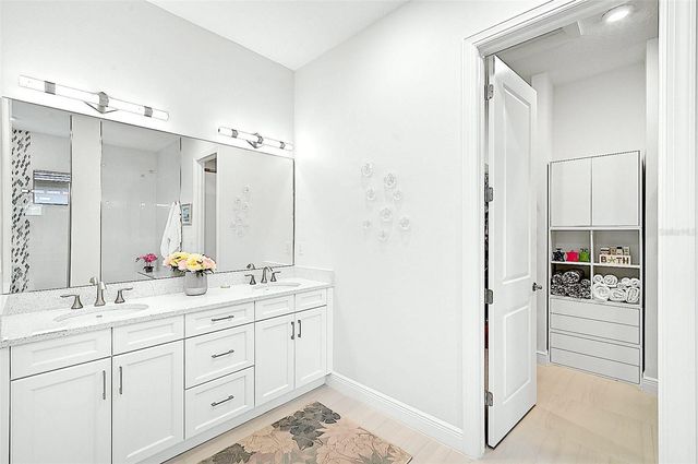 4940 SURFSIDE CIRCLE, Bradenton, FL 34211