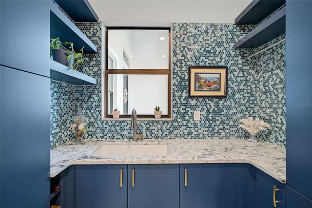 4940 SURFSIDE CIRCLE, Bradenton, FL 34211