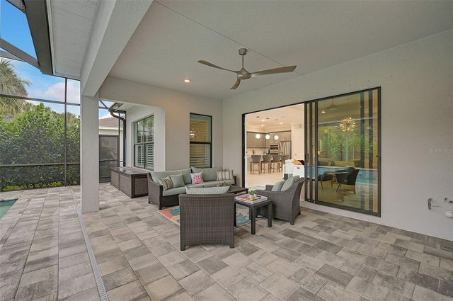 4940 SURFSIDE CIRCLE, Bradenton, FL 34211