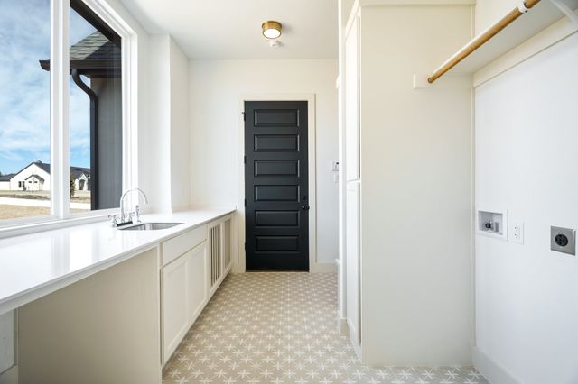 3041 Glen Oaks, Waxahachie, TX 75165