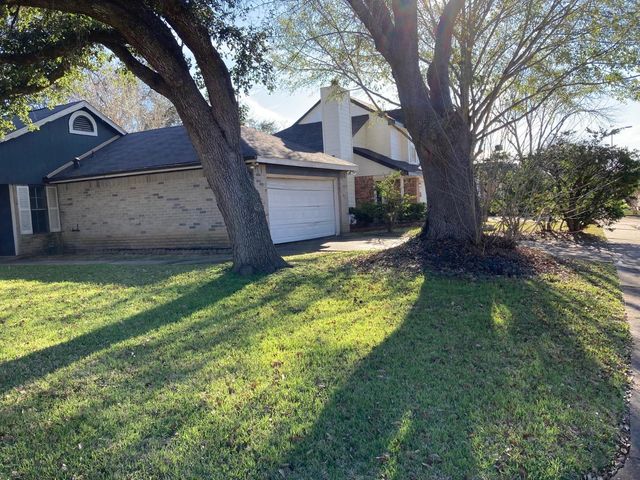 2903 Silent Drive, Sugar Land, TX 77498