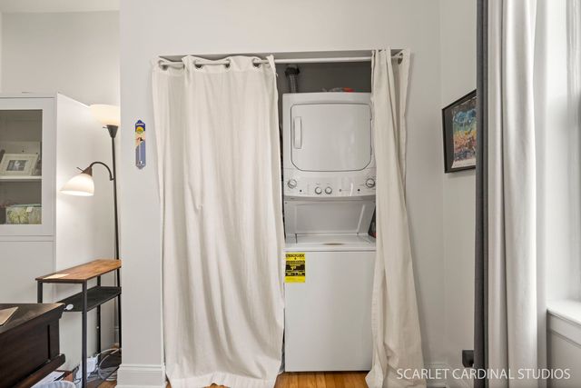 6137 N Hoyne Avenue 2, Chicago, IL 60659
