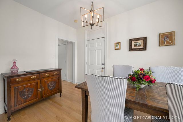6137 N Hoyne Avenue 2, Chicago, IL 60659