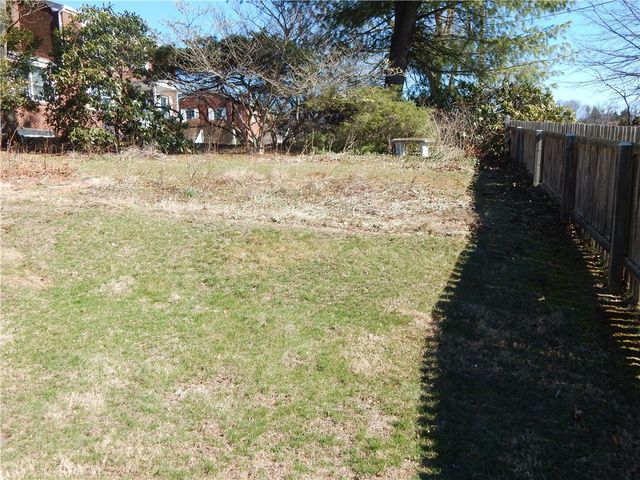 221 Sunset Drive, Wilkins Twp, PA 15235