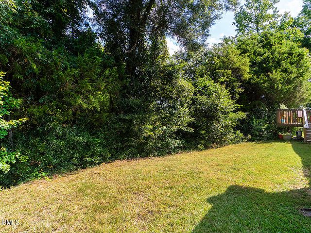 104 Taylors Court, Burlington, NC 27217
