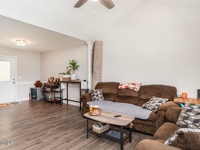 104 Taylors Court, Burlington, NC 27217