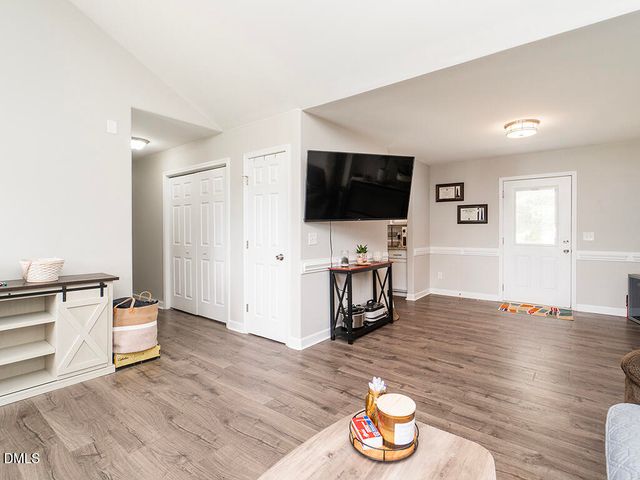 104 Taylors Court, Burlington, NC 27217