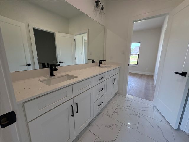 1057 Salvation Drive, Weatherford, TX 76088